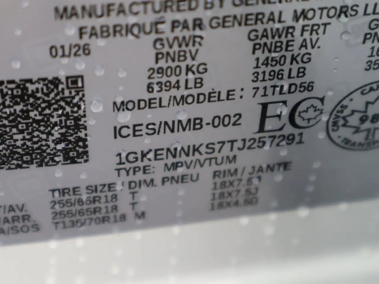 GMC Acadia снимка GMC Acadia