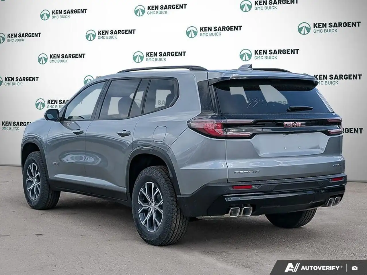 GMC Acadia photo GMC Acadia