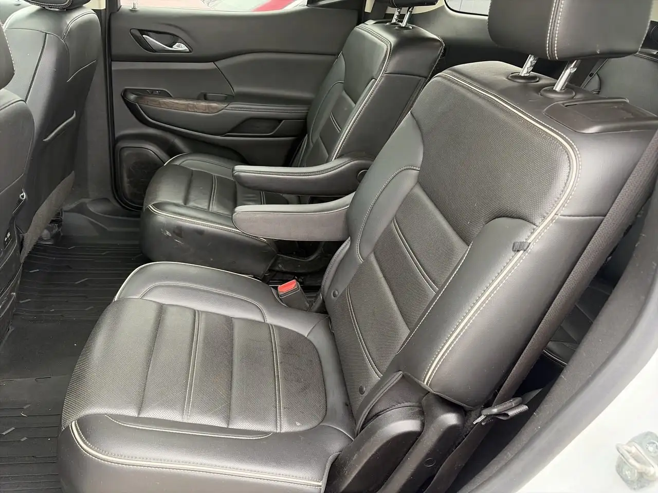 GMC Acadia photo GMC Acadia