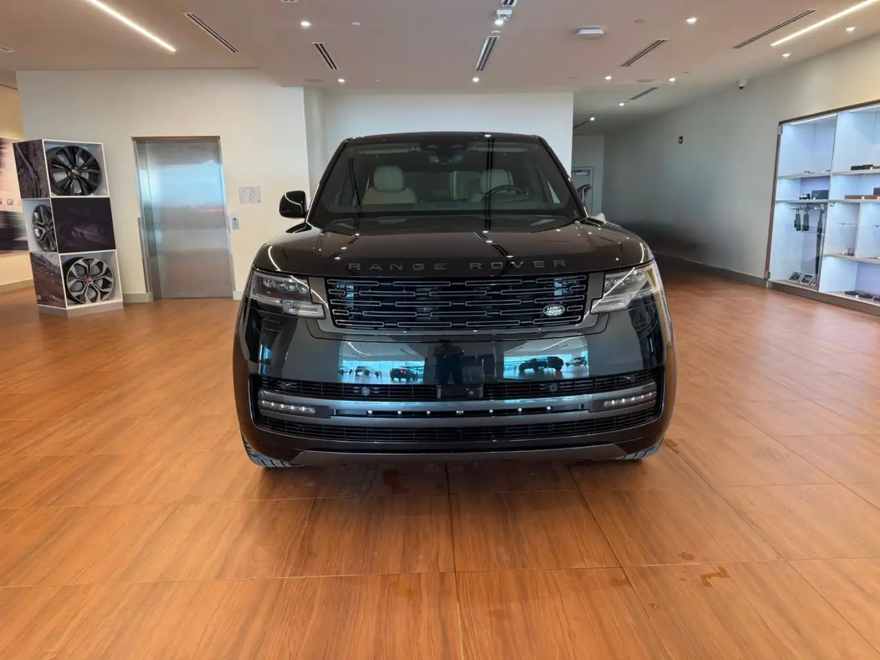 Land Rover Range Rover снимка Land Rover Range Rover