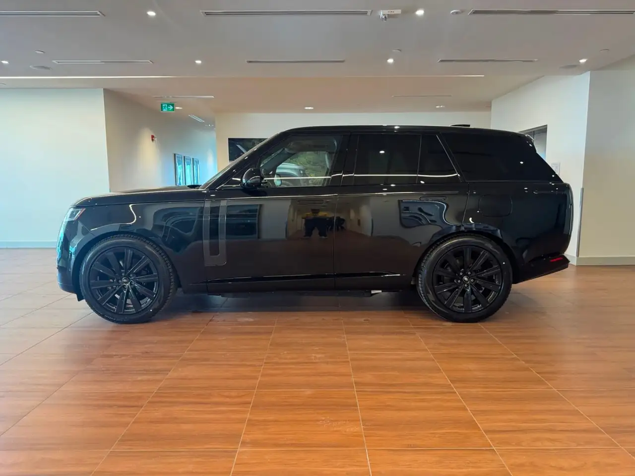 Land Rover Range Rover снимка Land Rover Range Rover