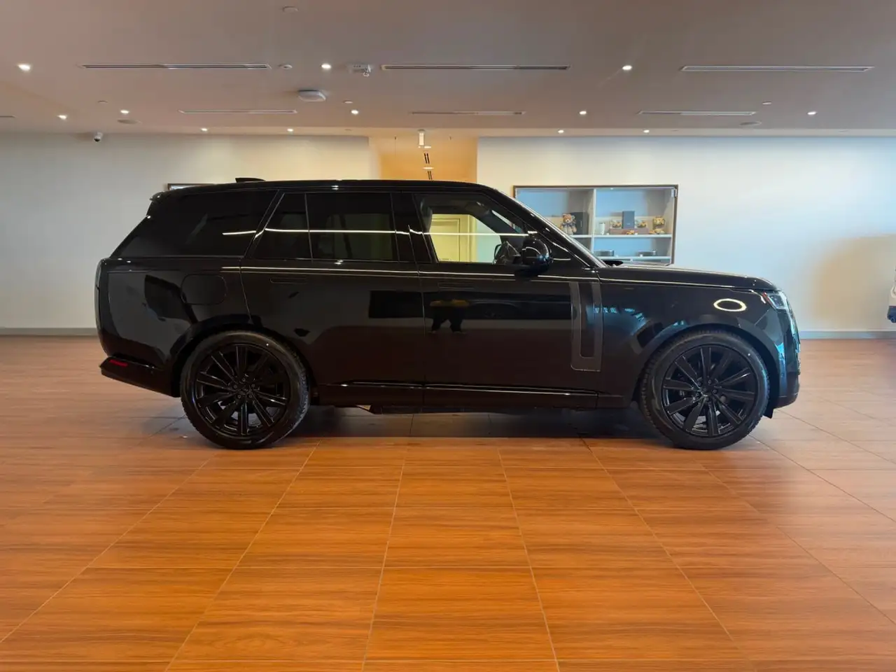 Land Rover Range Rover снимка Land Rover Range Rover