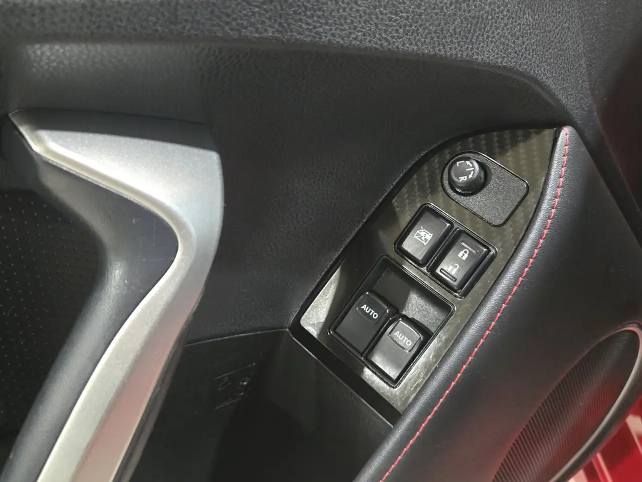 Subaru BRZ снимка Subaru BRZ