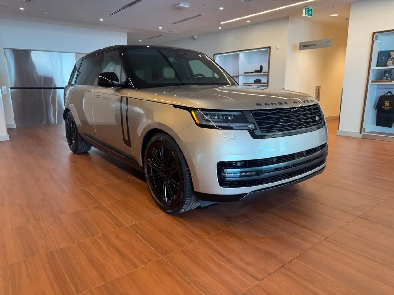 Land Rover Range Rover снимка Land Rover Range Rover