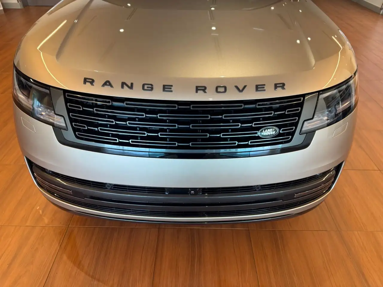 Land Rover Range Rover снимка Land Rover Range Rover