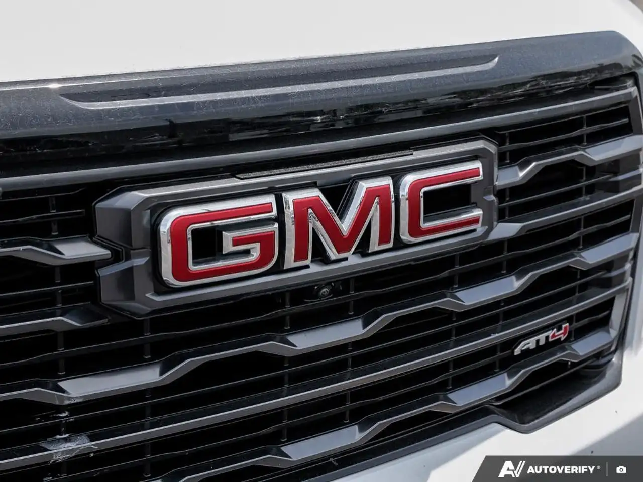 GMC Acadia снимка GMC Acadia