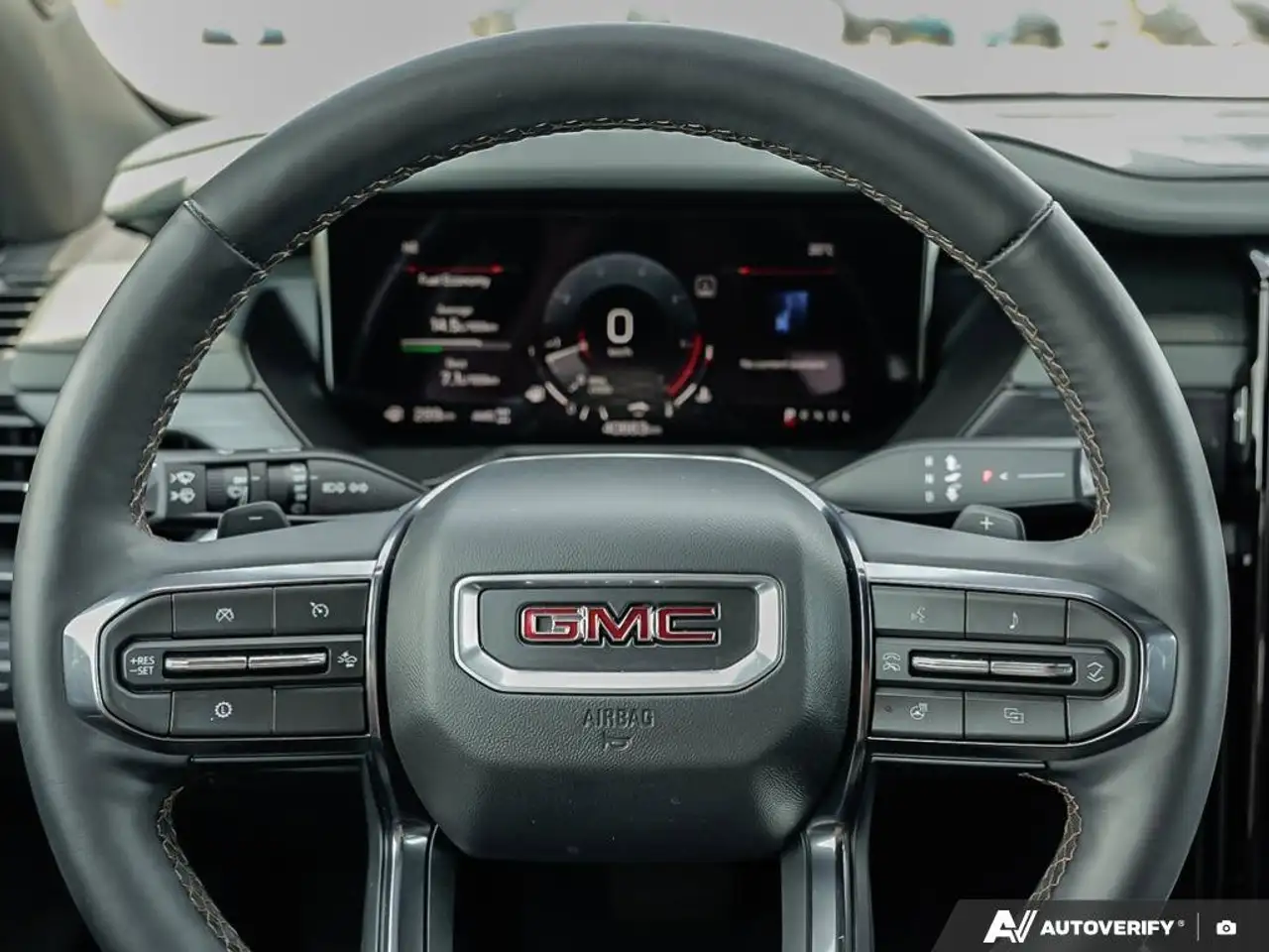 GMC Acadia снимка GMC Acadia
