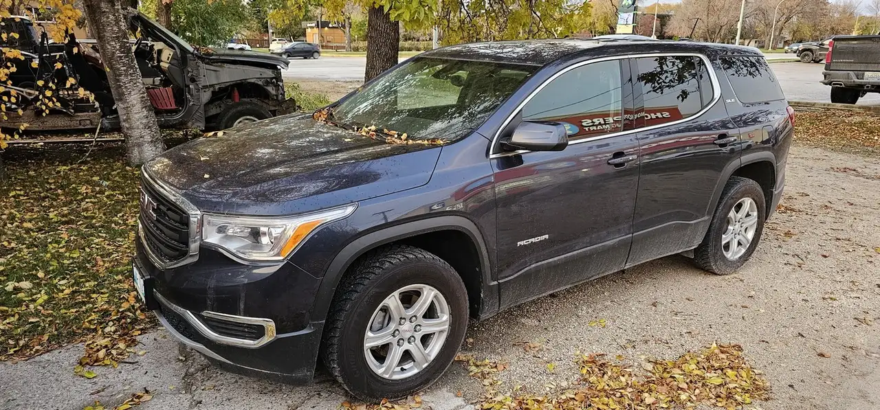 GMC Acadia fotografie GMC Acadia