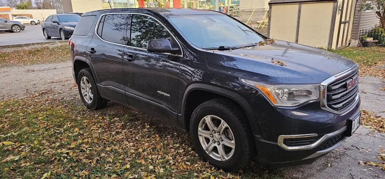 GMC Acadia fotografie GMC Acadia