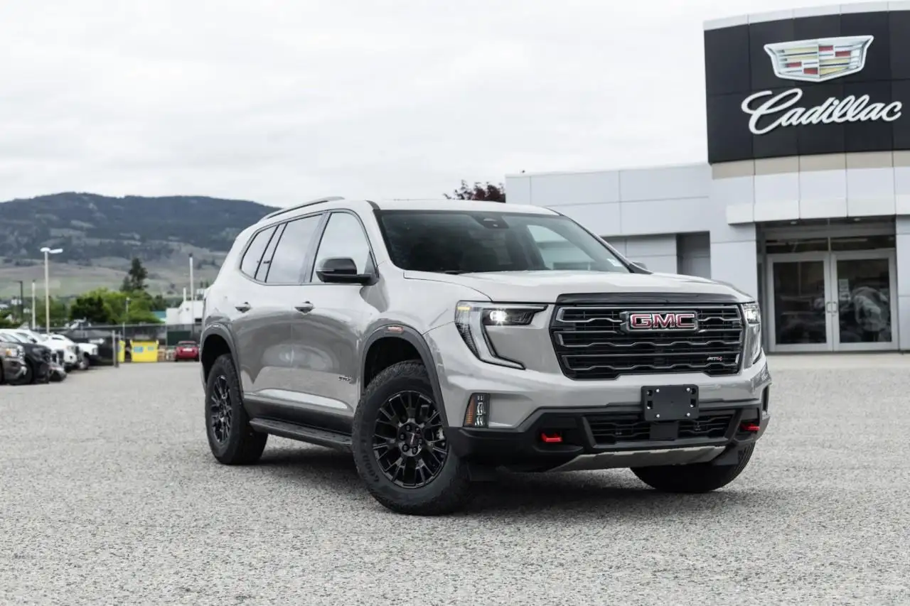 GMC Acadia снимка GMC Acadia
