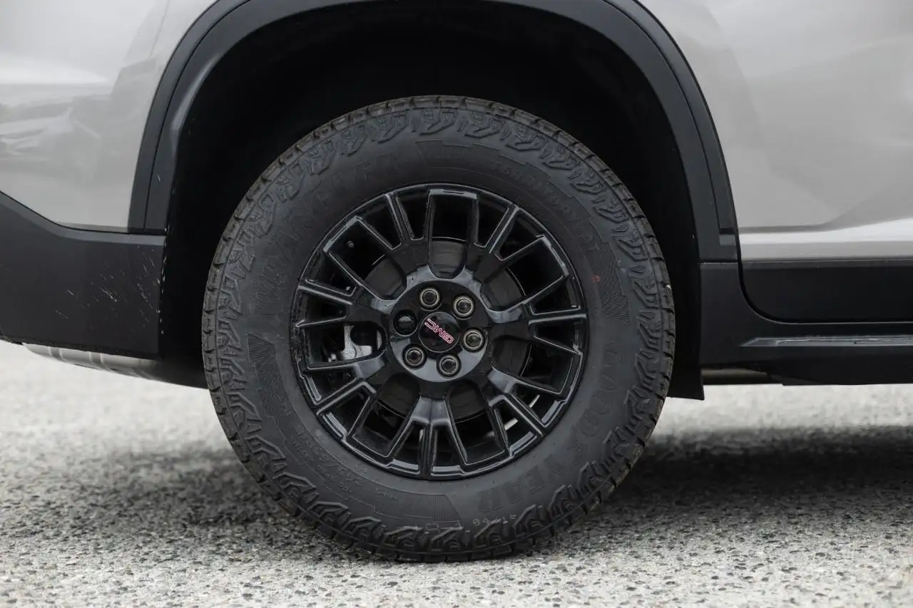 GMC Acadia снимка GMC Acadia