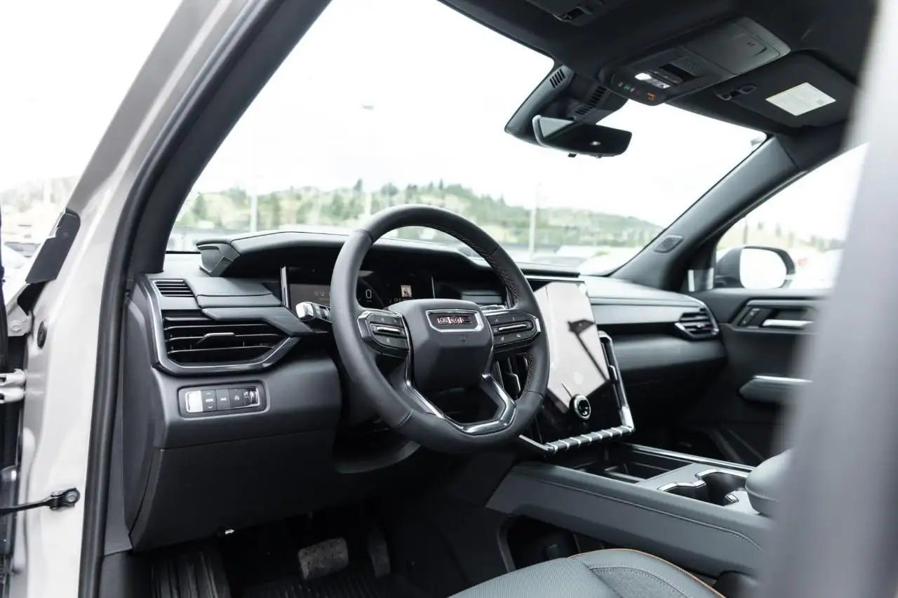GMC Acadia снимка GMC Acadia
