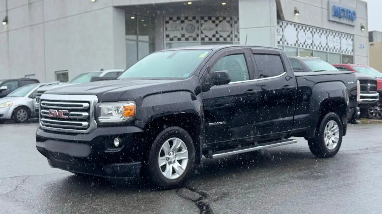 GMC Canyon photo GMC Canyon