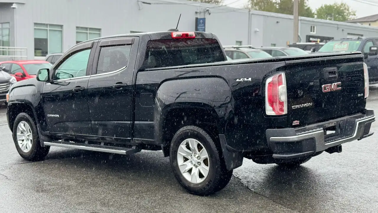 GMC Canyon photo GMC Canyon