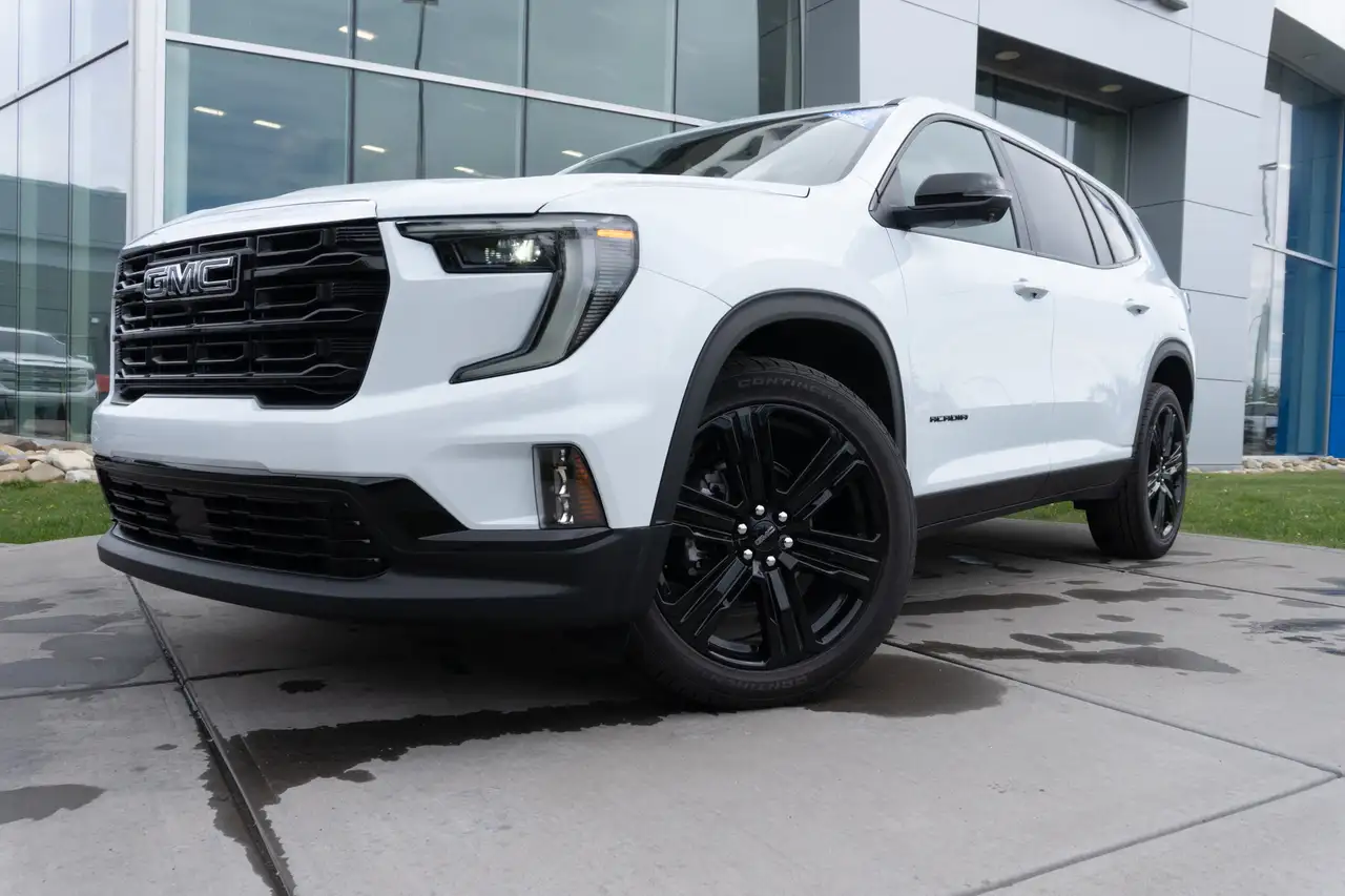 GMC Acadia photo GMC Acadia