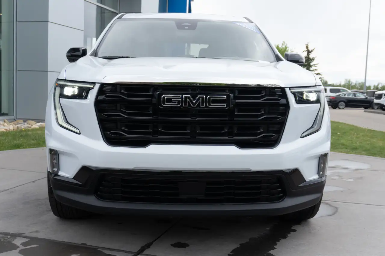 GMC Acadia photo GMC Acadia