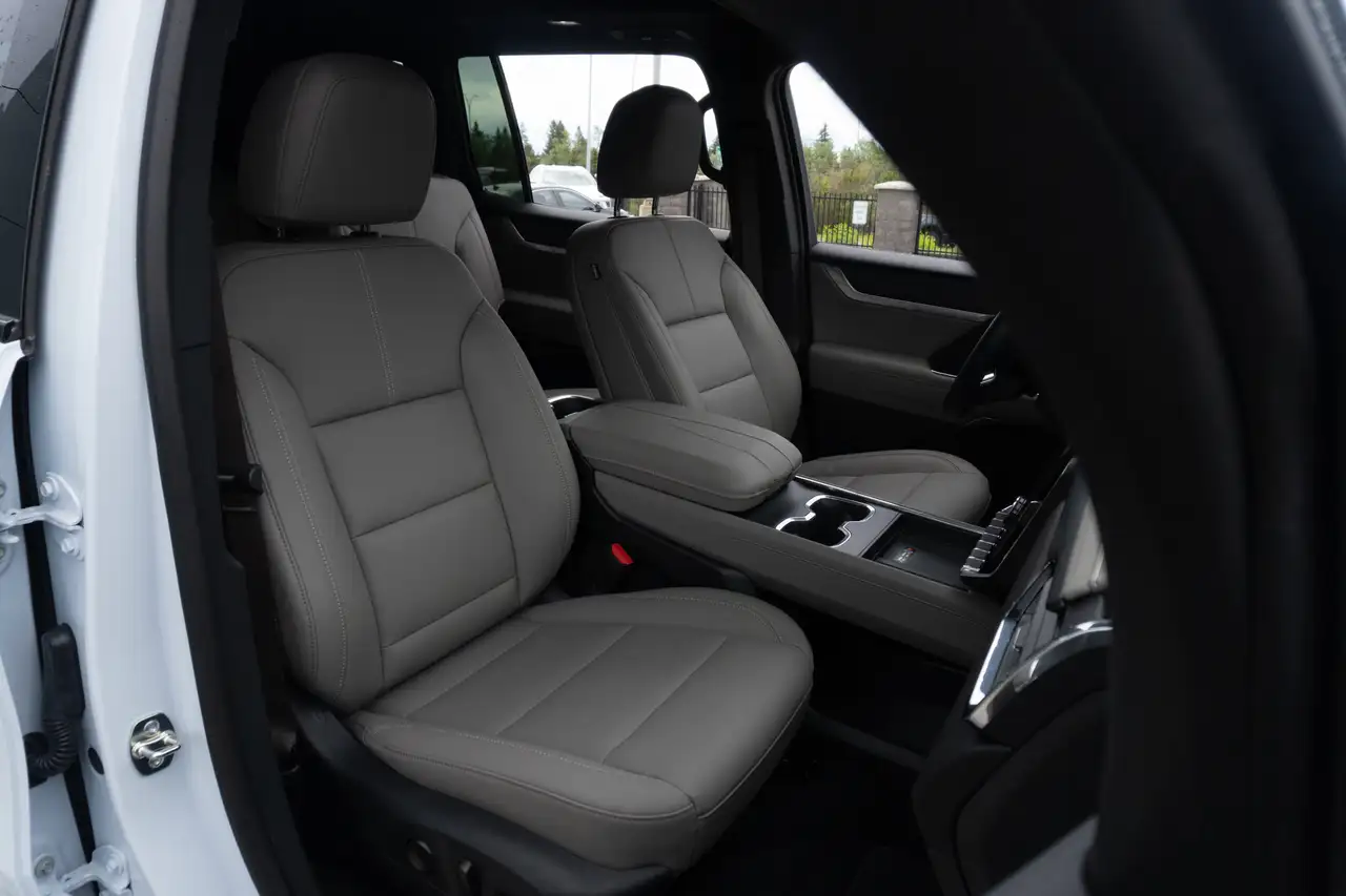 GMC Acadia photo GMC Acadia