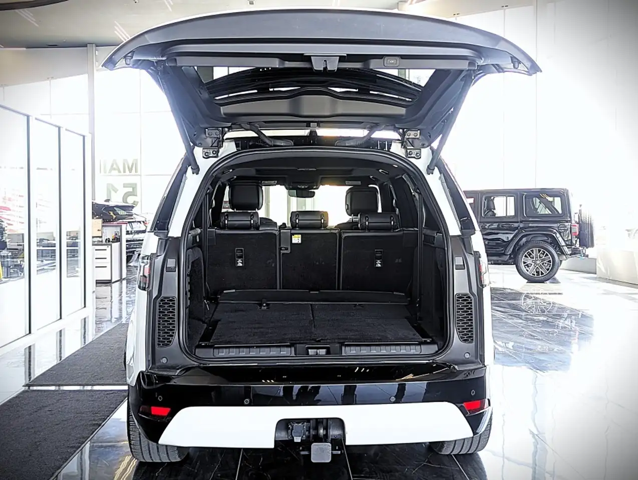 Land Rover Discovery снимка Land Rover Discovery