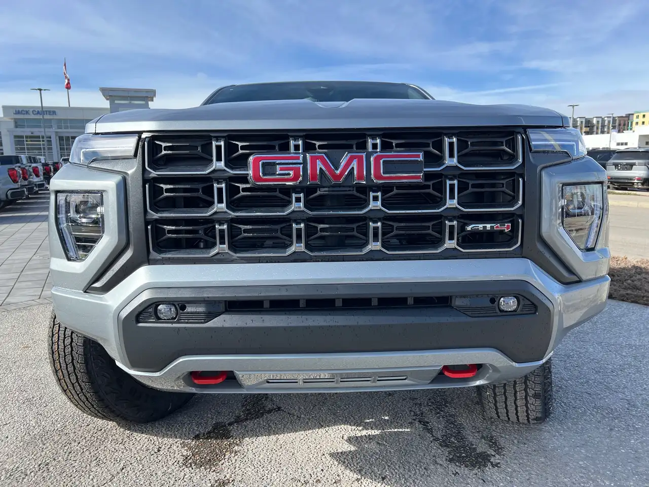 GMC Canyon photo GMC Canyon