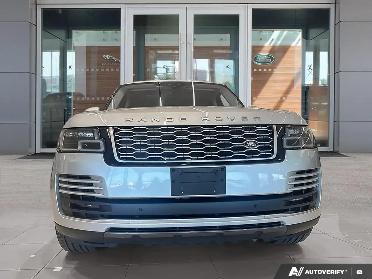 Land Rover Range Rover photo Land Rover Range Rover