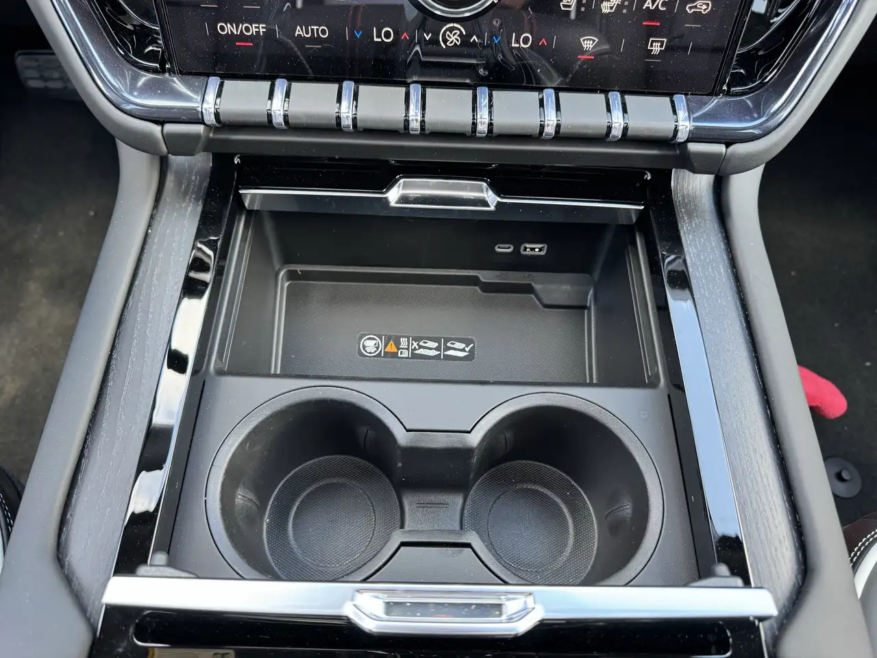GMC Yukon снимка GMC Yukon