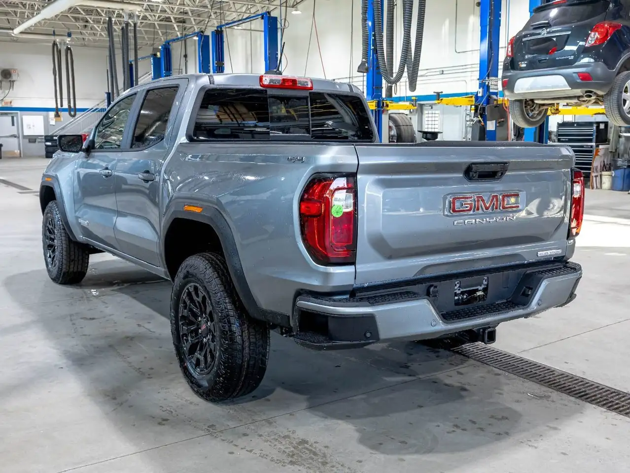 GMC Canyon снимка GMC Canyon
