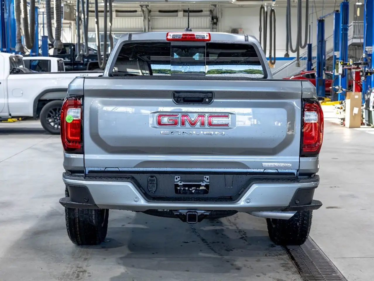 GMC Canyon снимка GMC Canyon