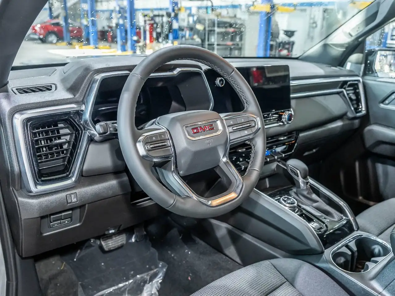 GMC Canyon снимка GMC Canyon