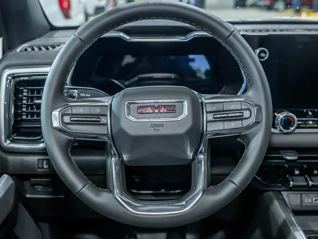 GMC Canyon снимка GMC Canyon
