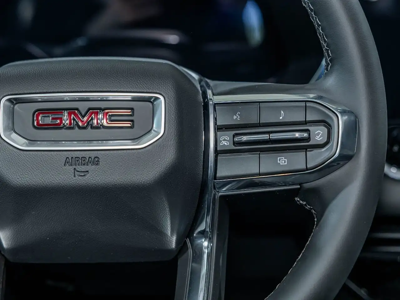 GMC Canyon снимка GMC Canyon