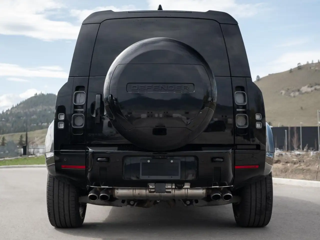 Land Rover Defender photo Land Rover Defender