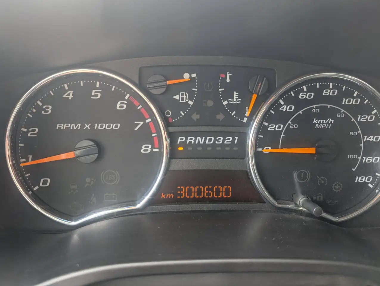 GMC Canyon photo GMC Canyon