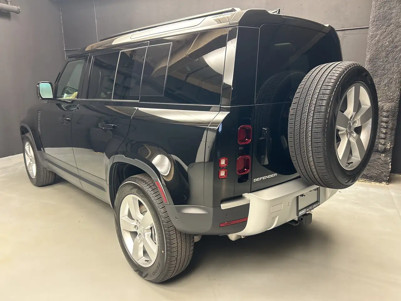 Land Rover Defender снимка Land Rover Defender