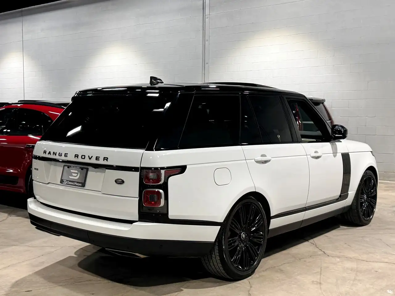 Land Rover Range Rover photo Land Rover Range Rover