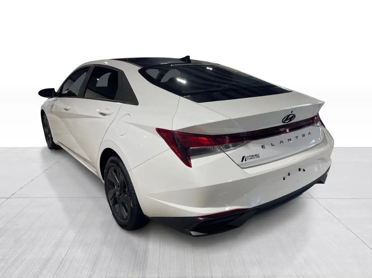 Hyundai ELANTRA снимка Hyundai ELANTRA