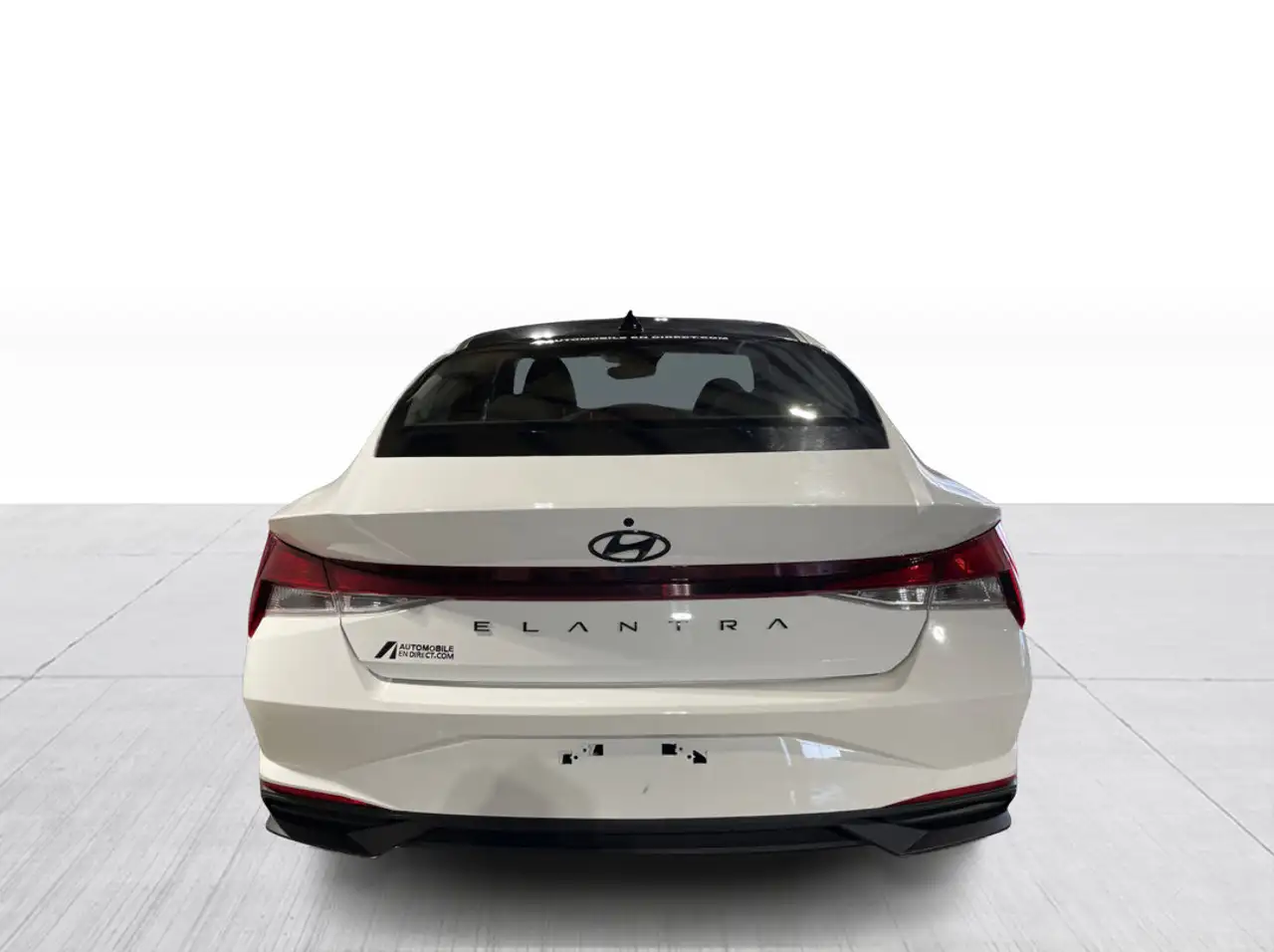 Hyundai ELANTRA снимка Hyundai ELANTRA