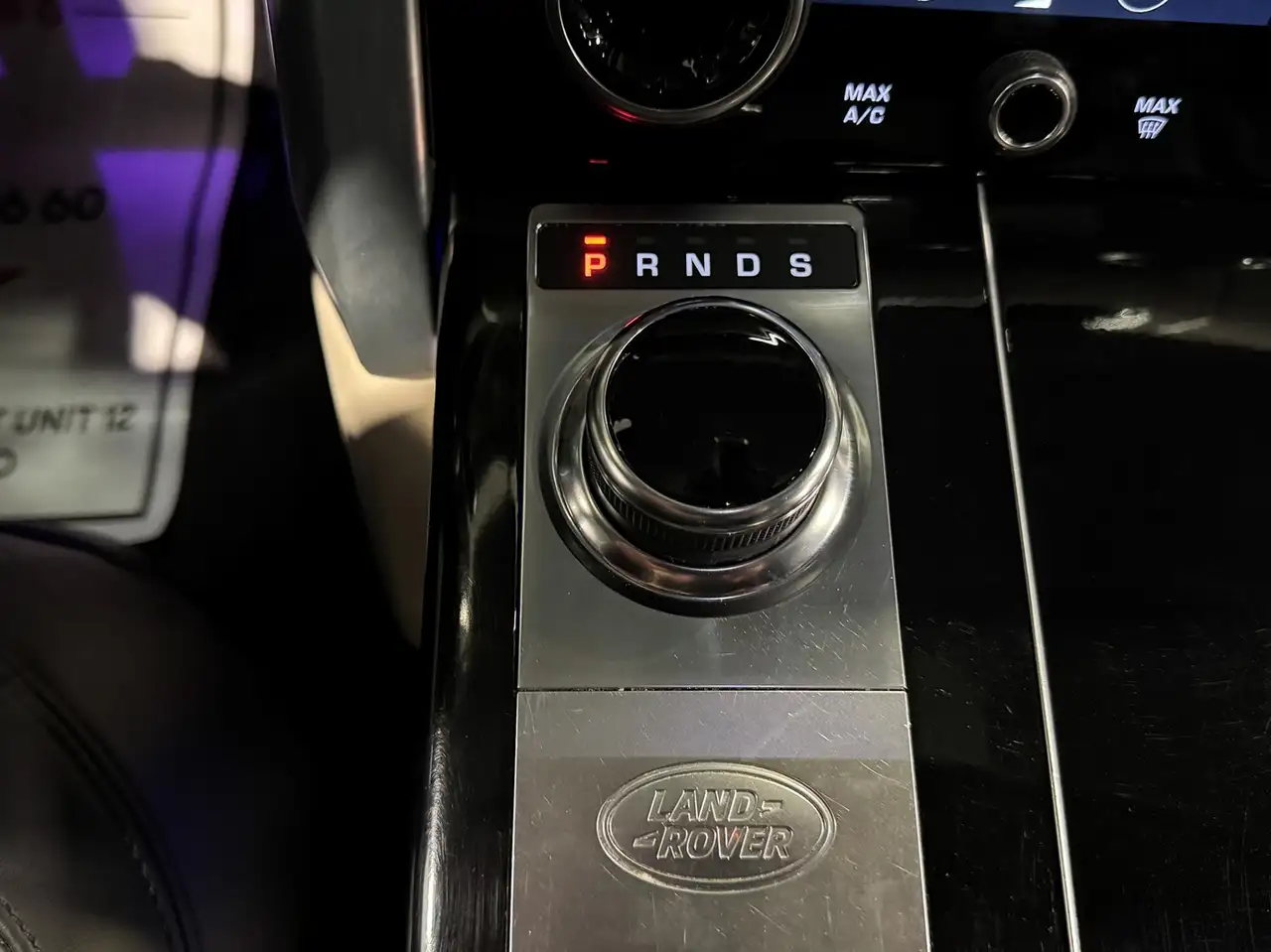 Land Rover Range Rover photo Land Rover Range Rover