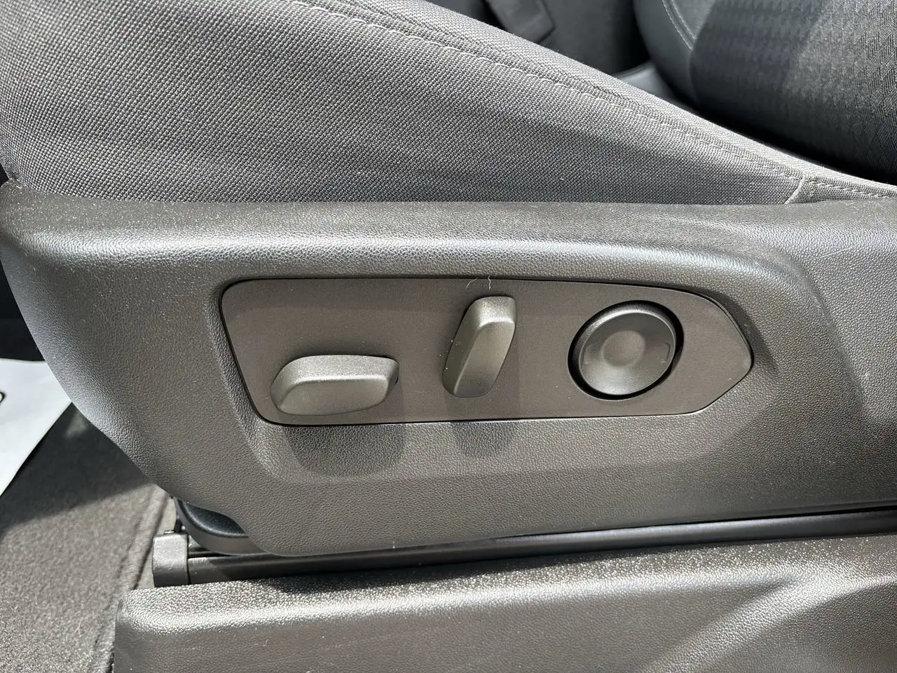 GMC Yukon снимка GMC Yukon