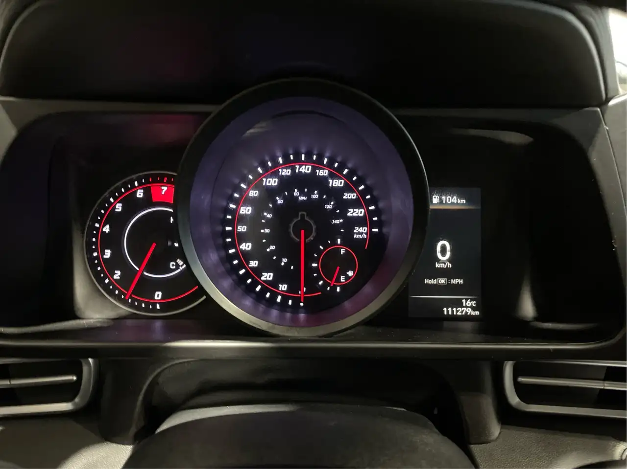 Hyundai ELANTRA снимка Hyundai ELANTRA