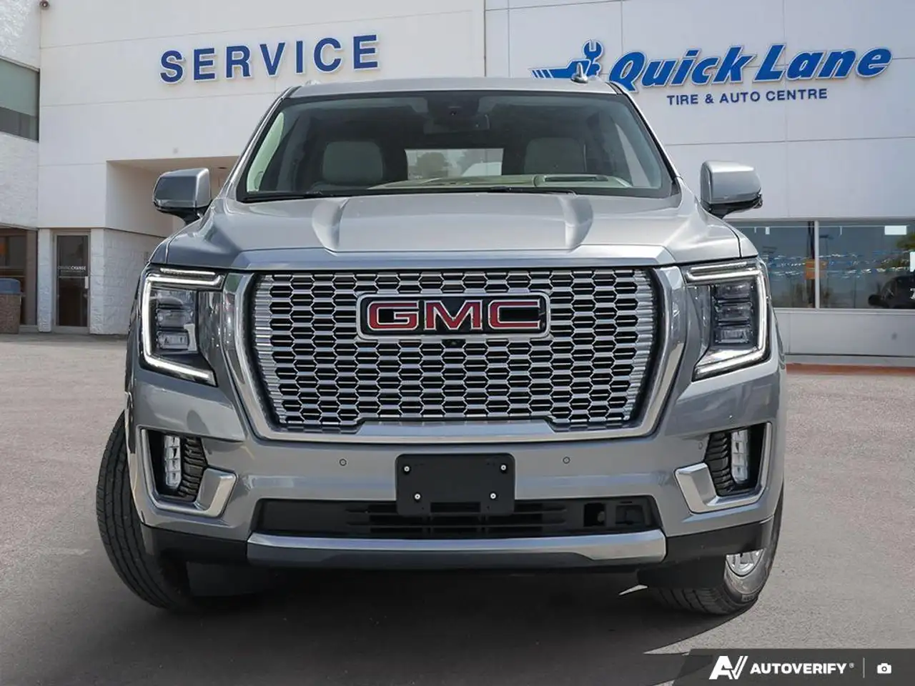 GMC Yukon photo GMC Yukon