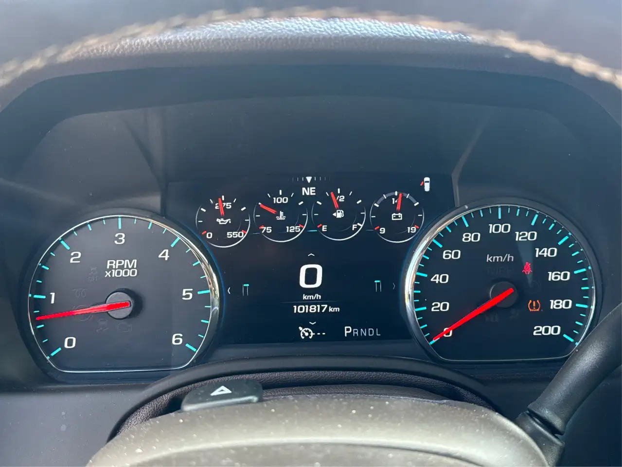 GMC Yukon снимка GMC Yukon