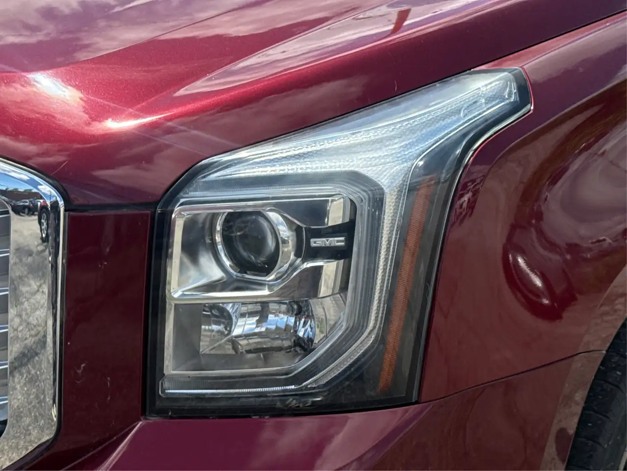 GMC Yukon снимка GMC Yukon