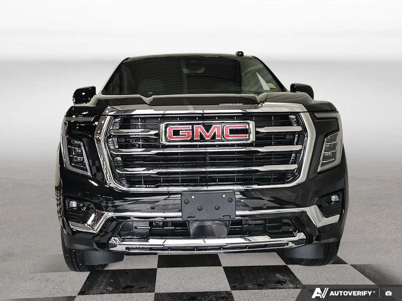 GMC Yukon снимка GMC Yukon