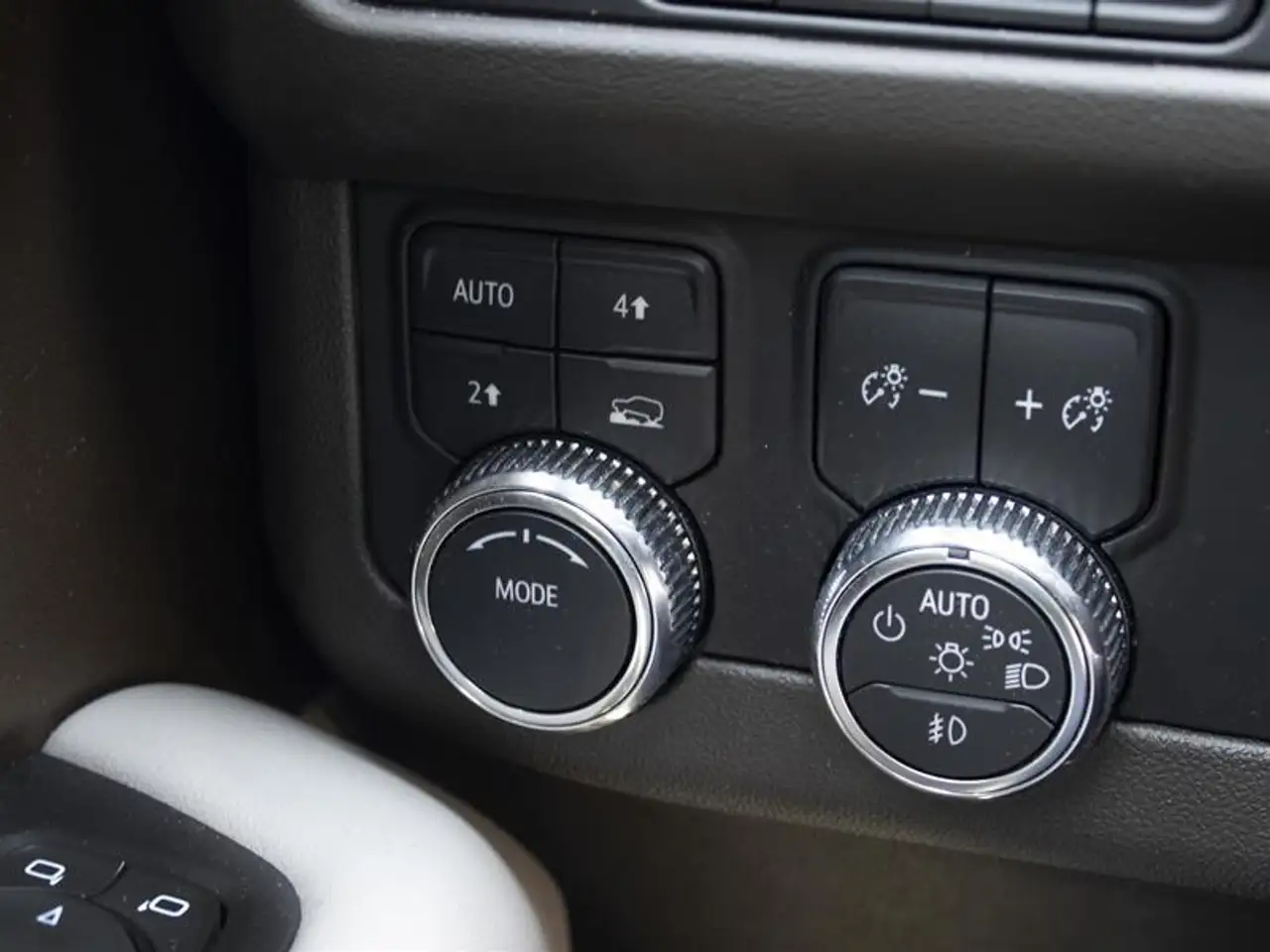 GMC Yukon снимка GMC Yukon