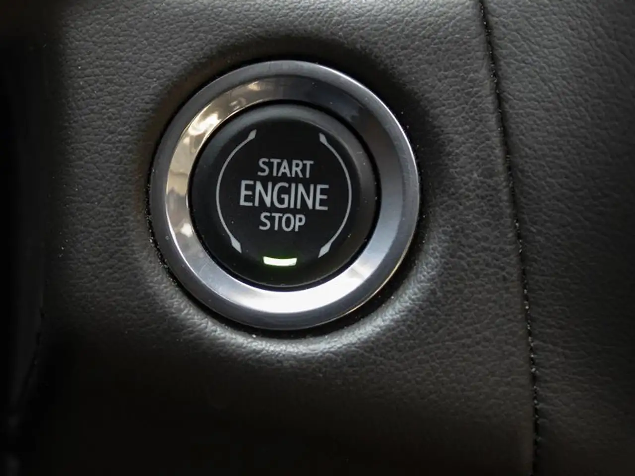 GMC Yukon снимка GMC Yukon