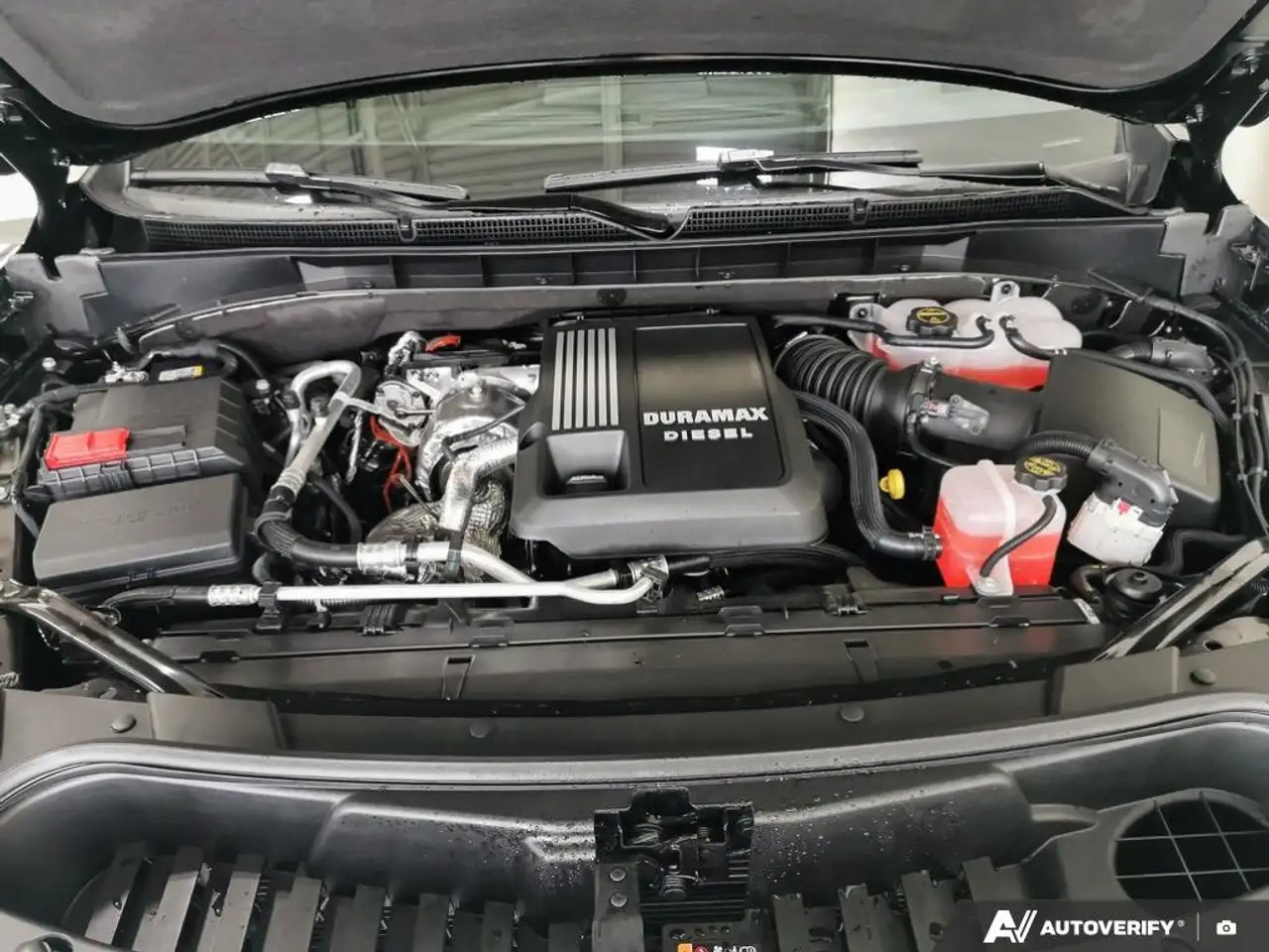 GMC Yukon снимка GMC Yukon