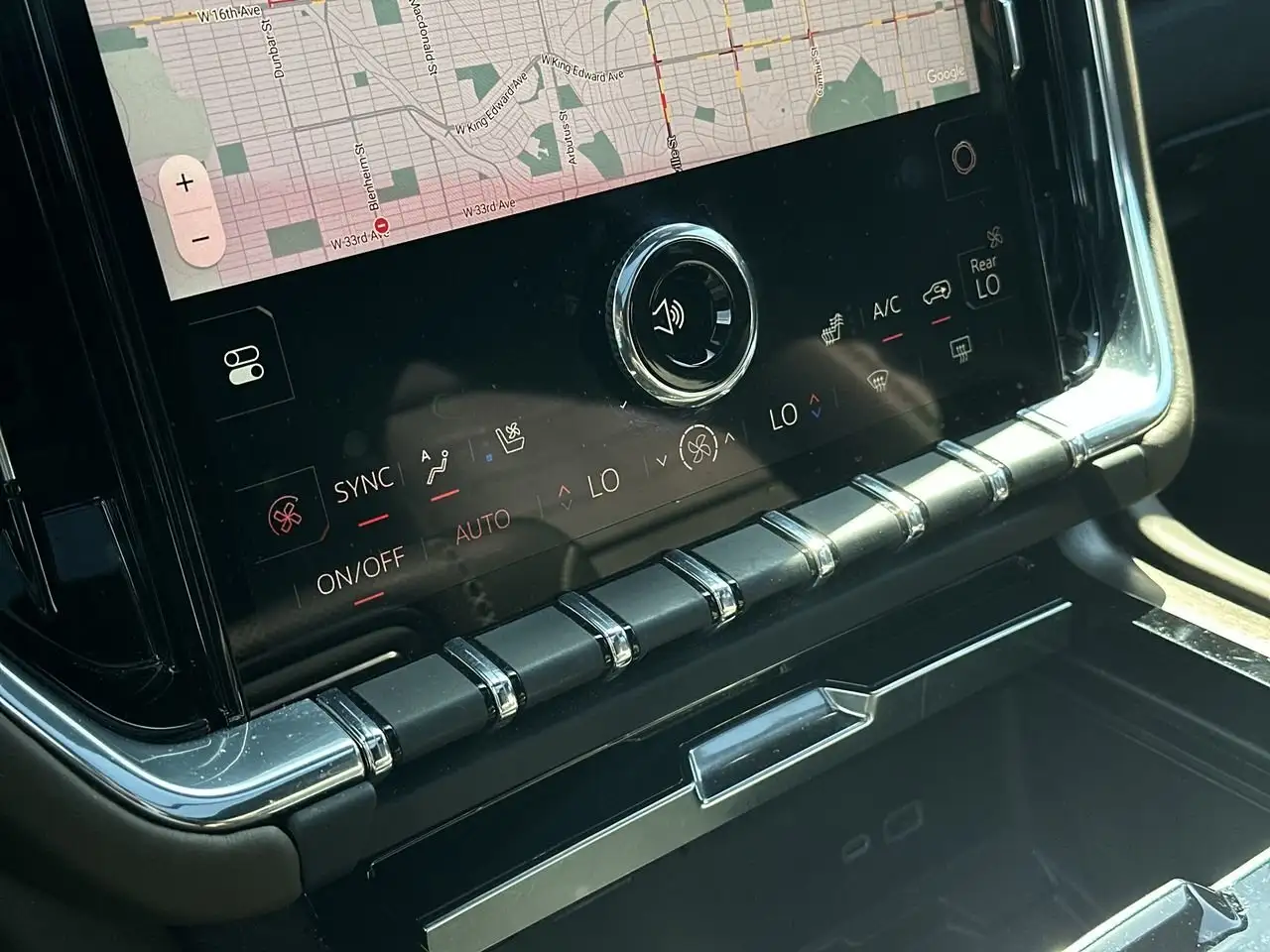 GMC Yukon снимка GMC Yukon