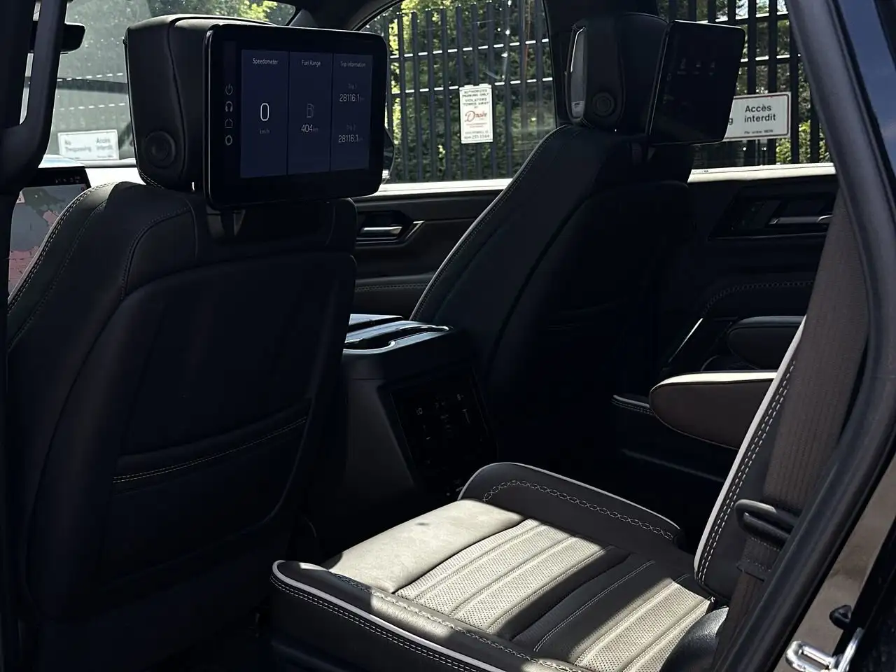 GMC Yukon снимка GMC Yukon