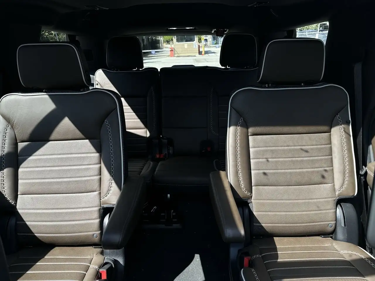 GMC Yukon снимка GMC Yukon