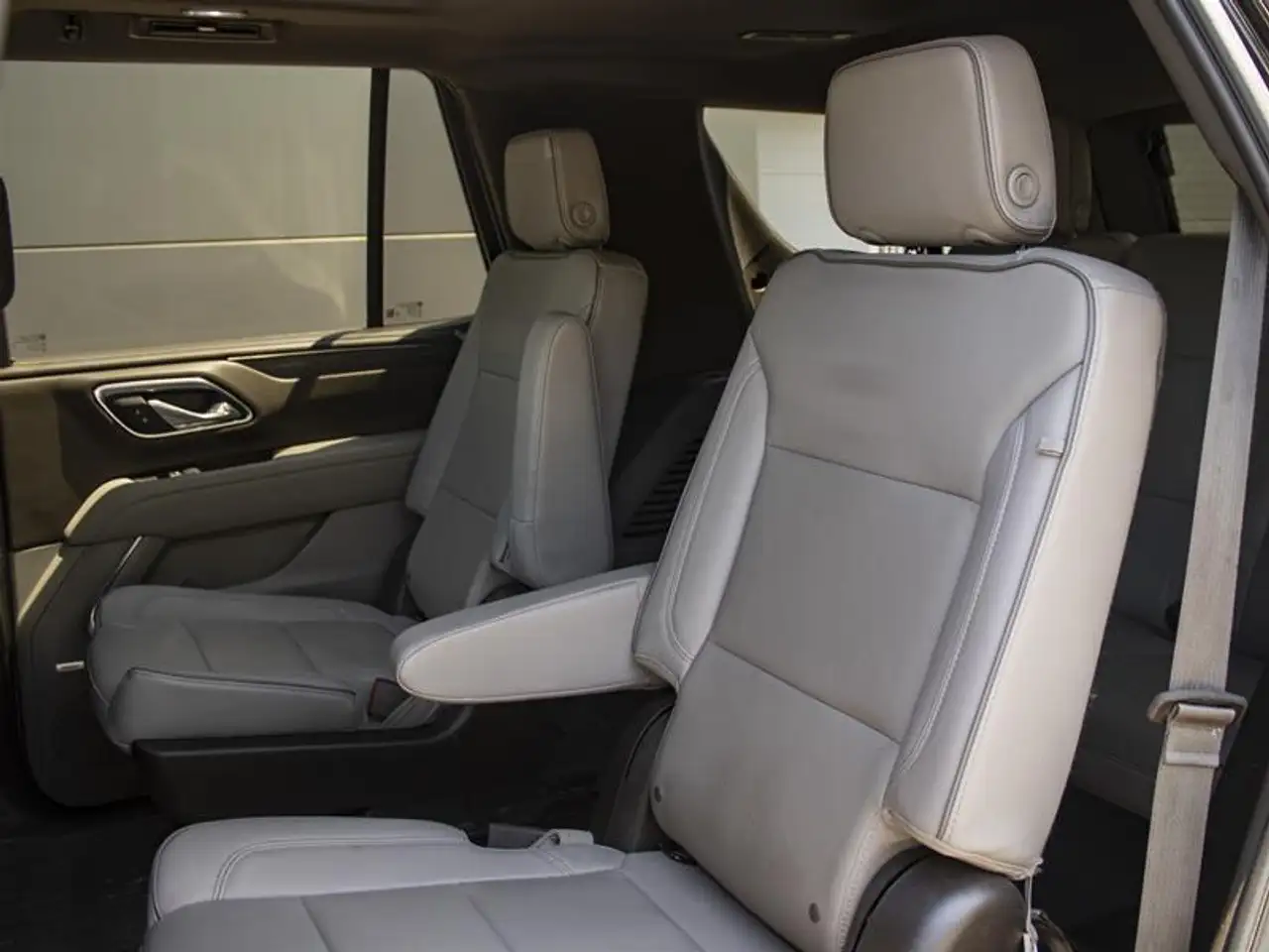 GMC Yukon снимка GMC Yukon